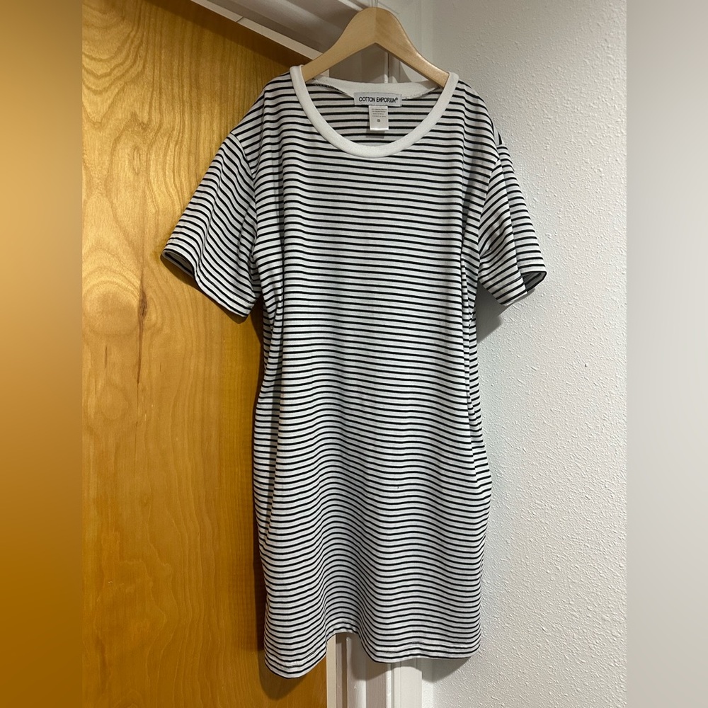 T-shirt dress